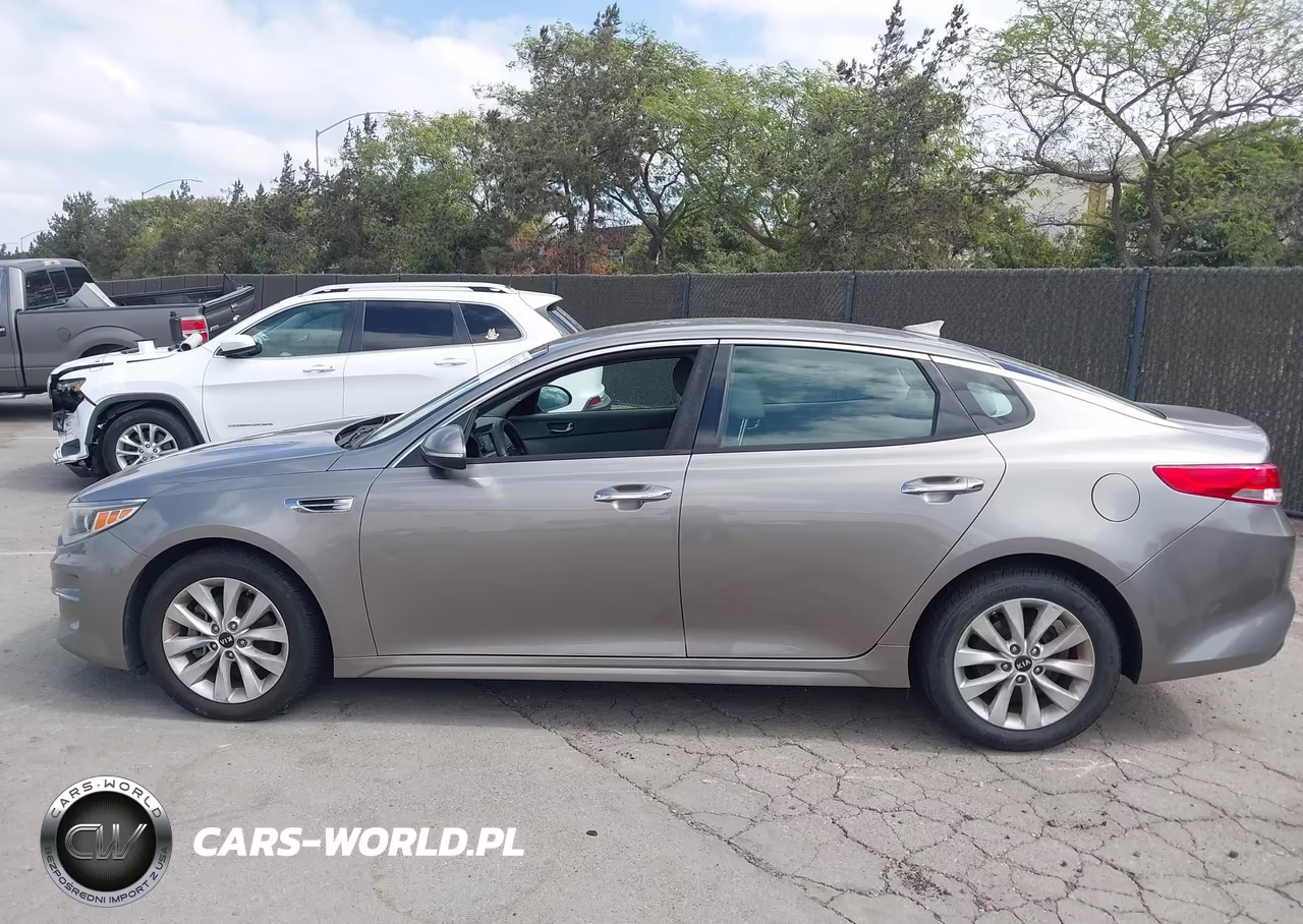 2016 Kia Optima Ex VIN:5XXGU4L30GG045092 - 14
