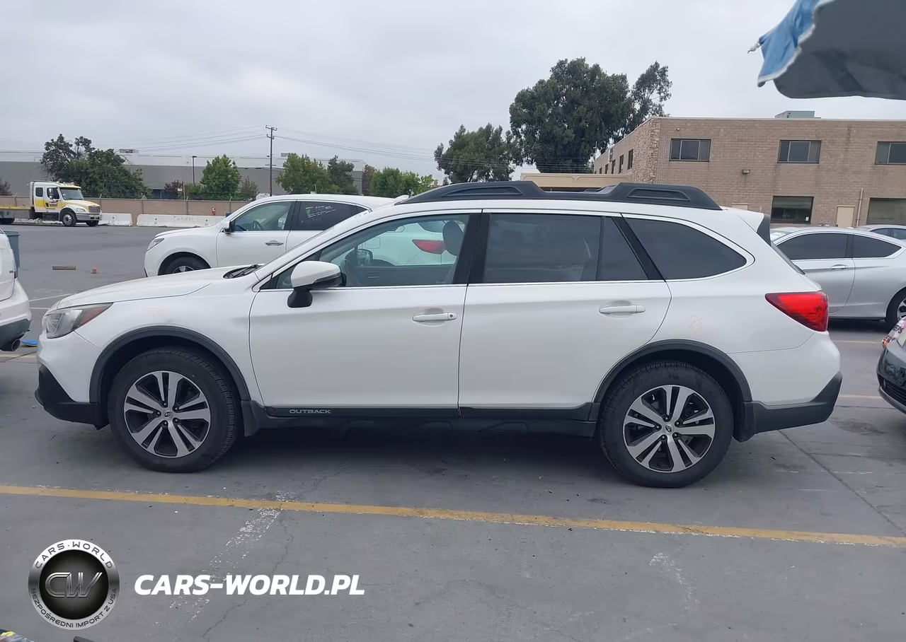 2018 Subaru Outback 2.5I Limited VIN:4S4BSANC1J3350390 - 15