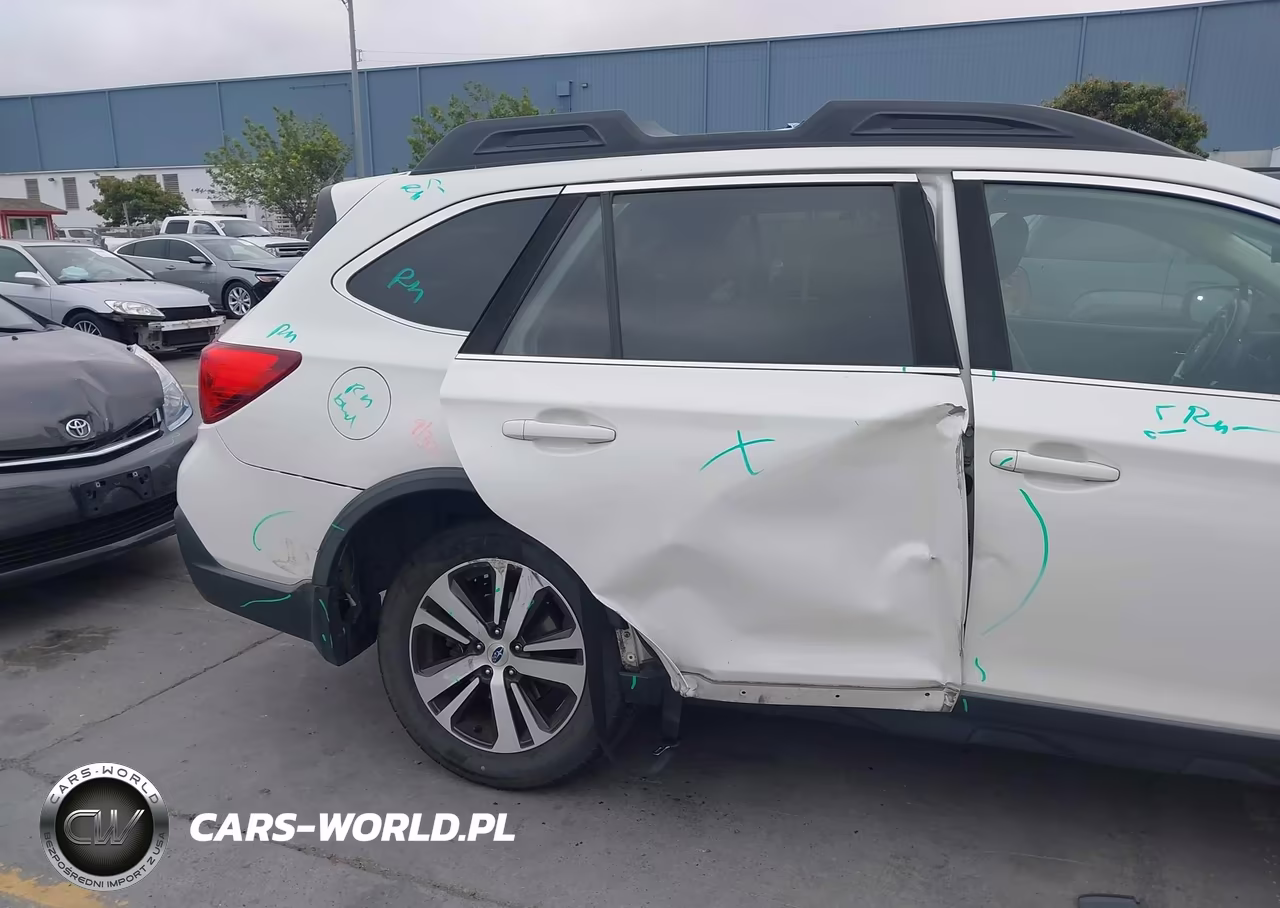 2018 Subaru Outback 2.5I Limited VIN:4S4BSANC1J3350390 - 6