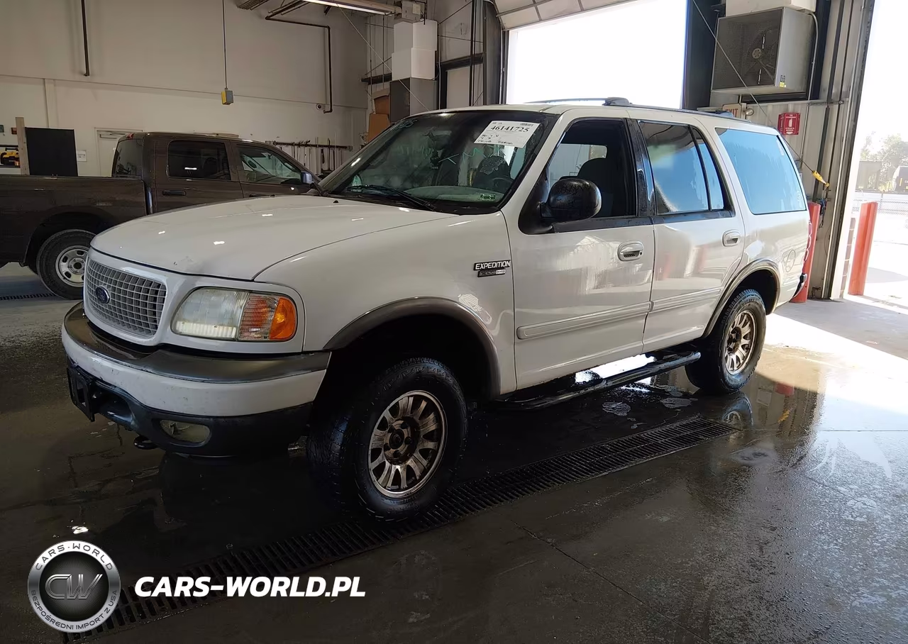 2002 Ford Expedition Xlt VIN:1FMPU16L42LA13938 - 2