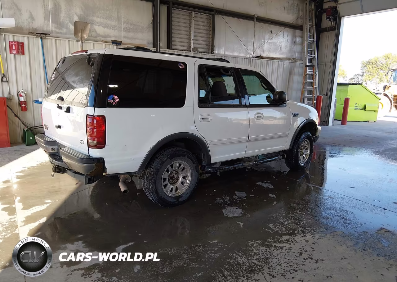 2002 Ford Expedition Xlt VIN:1FMPU16L42LA13938 - 4