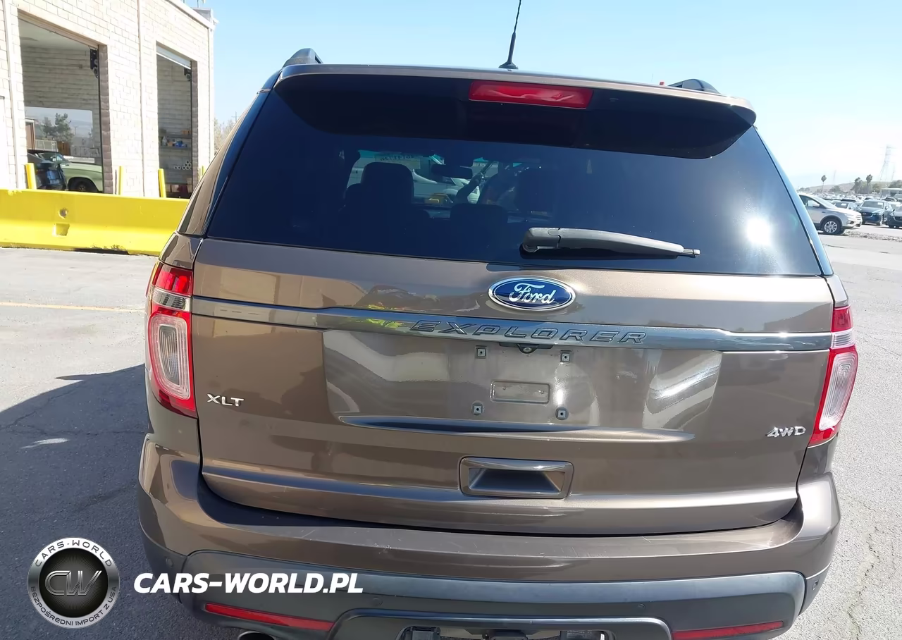 2015 Ford Explorer Xlt VIN:1FM5K8D82FGB60164 - 16