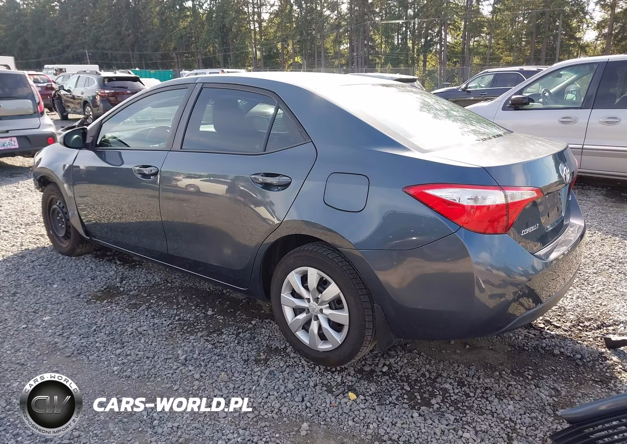 2016 Toyota Corolla Le VIN:2T1BURHE2GC629700 - 3