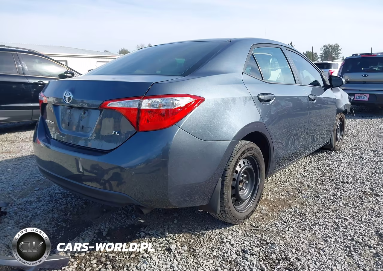 2016 Toyota Corolla Le VIN:2T1BURHE2GC629700 - 4