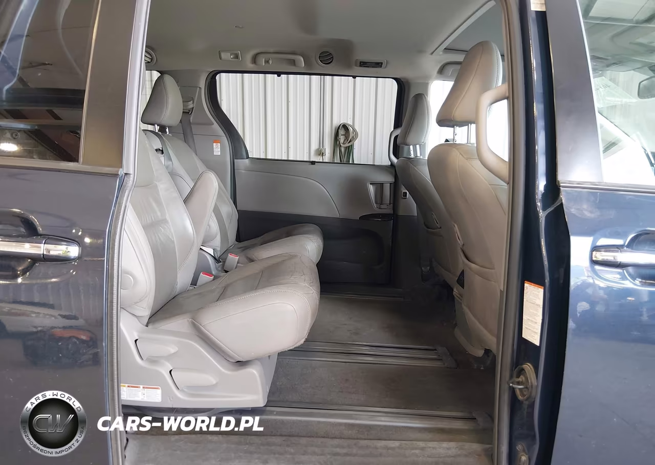 2019 Toyota Sienna Xle 8 Passenger VIN:5TDYZ3DC8KS975845 - 8