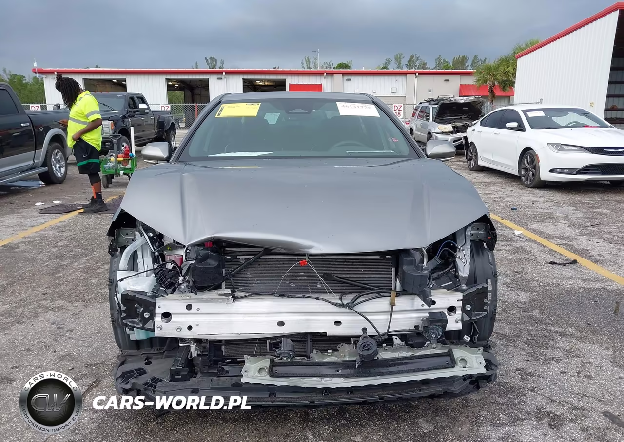 2025 Toyota Camry Se VIN:4T1DAACK4SU509825 - 13