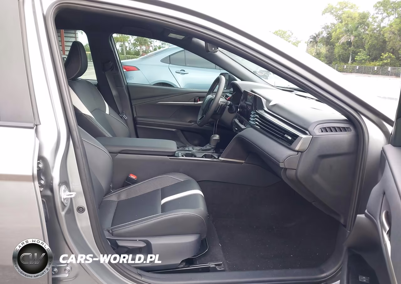 2025 Toyota Camry Se VIN:4T1DAACK4SU509825 - 5