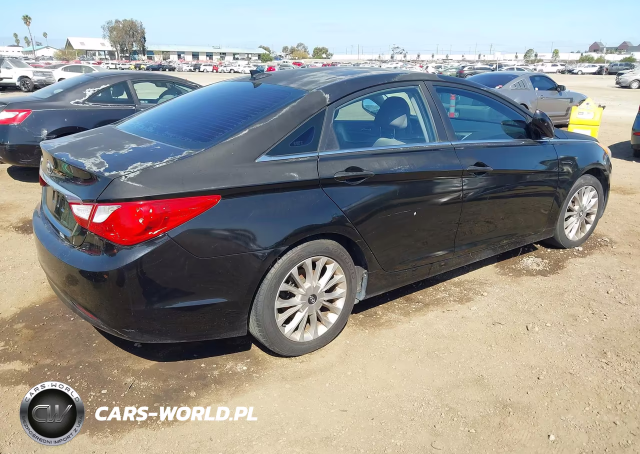 2013 Hyundai Sonata Gls VIN:5NPEB4AC8DH718758 - 4