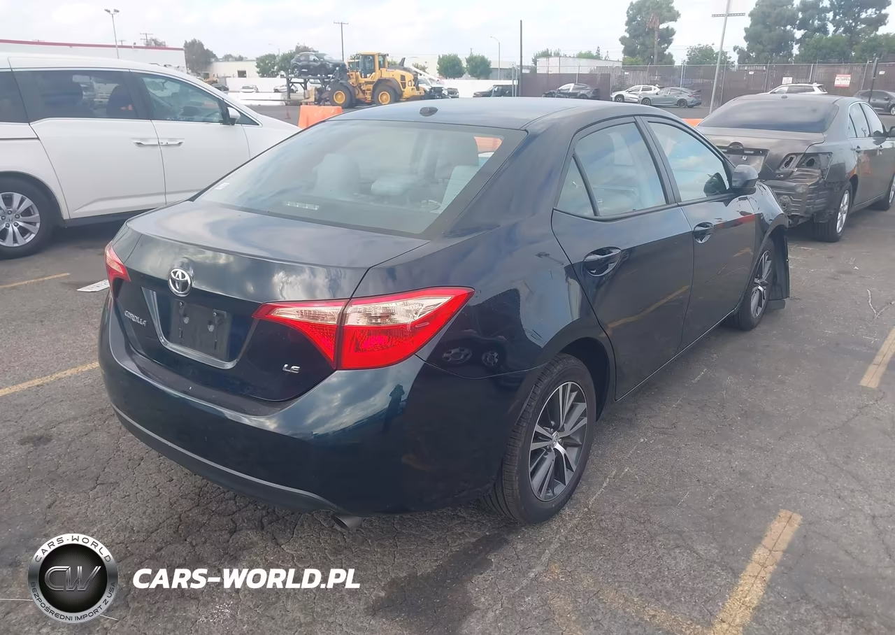 2017 Toyota Corolla Le VIN:2T1BURHE0HC757399 - 4