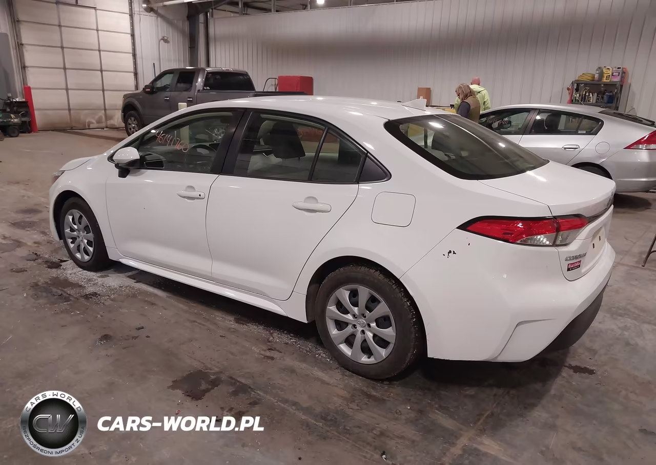 2023 Toyota Corolla Hybrid Le VIN:JTDBCMFEXPJ008427 - 3