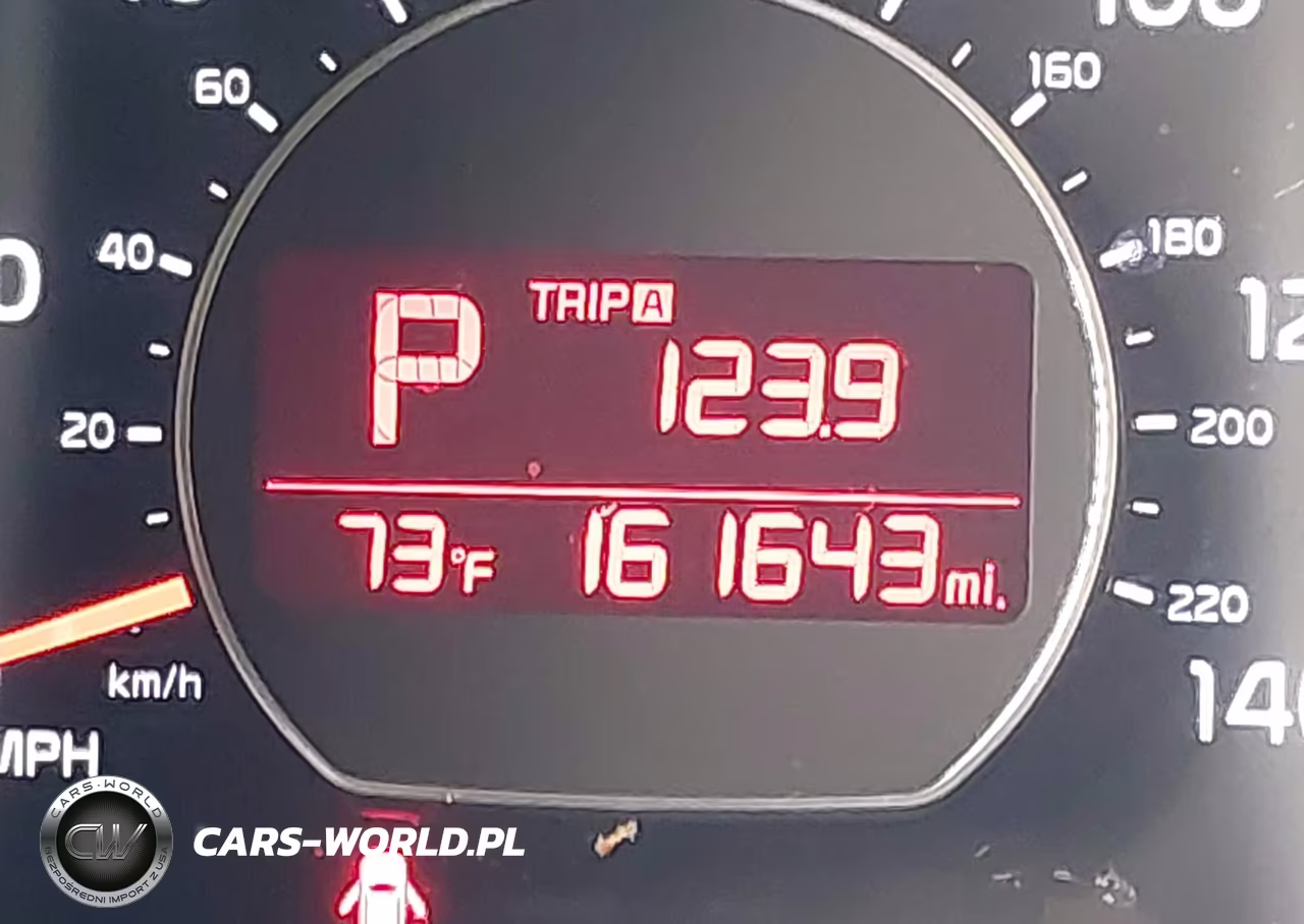 2014 Kia Soul + VIN:KNDJP3A50E7031033 - 16
