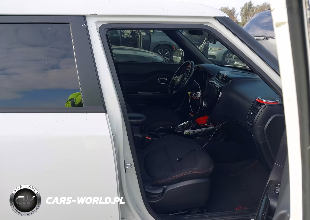2014 Kia Soul + VIN:KNDJP3A50E7031033 - 5