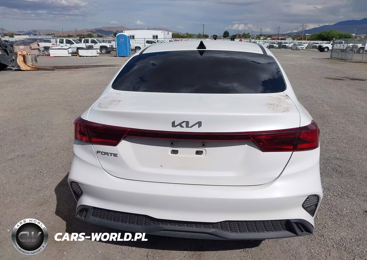 2024 Kia Forte Lxs VIN:3KPF24ADXRE823018 - 17