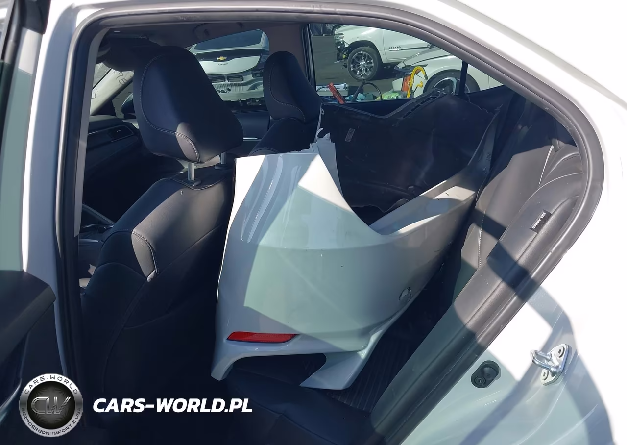 2024 Toyota Camry Se VIN:4T1G11AK8RU245941 - 8