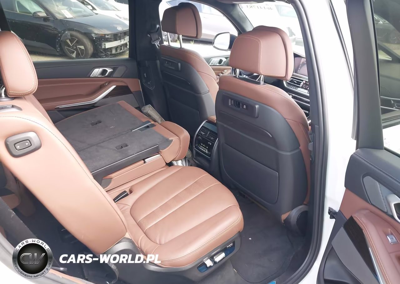 2019 BMW X7 xDrive40I VIN:5UXCW2C54KL084757 - 8