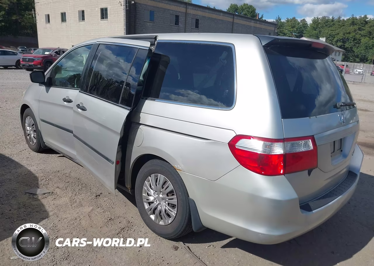 2006 Honda Odyssey Lx VIN:5FNRL38246B052604 - 3