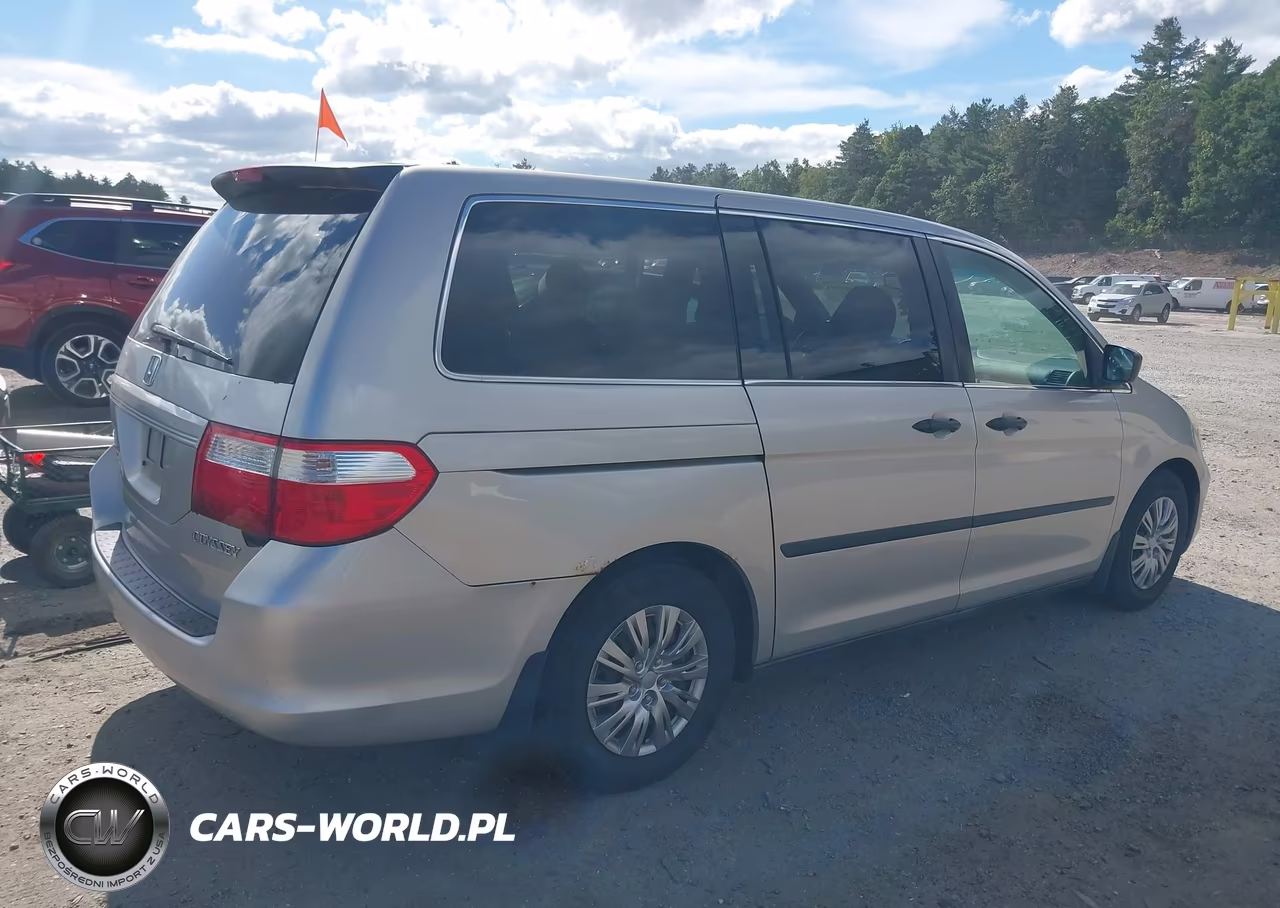 2006 Honda Odyssey Lx VIN:5FNRL38246B052604 - 4