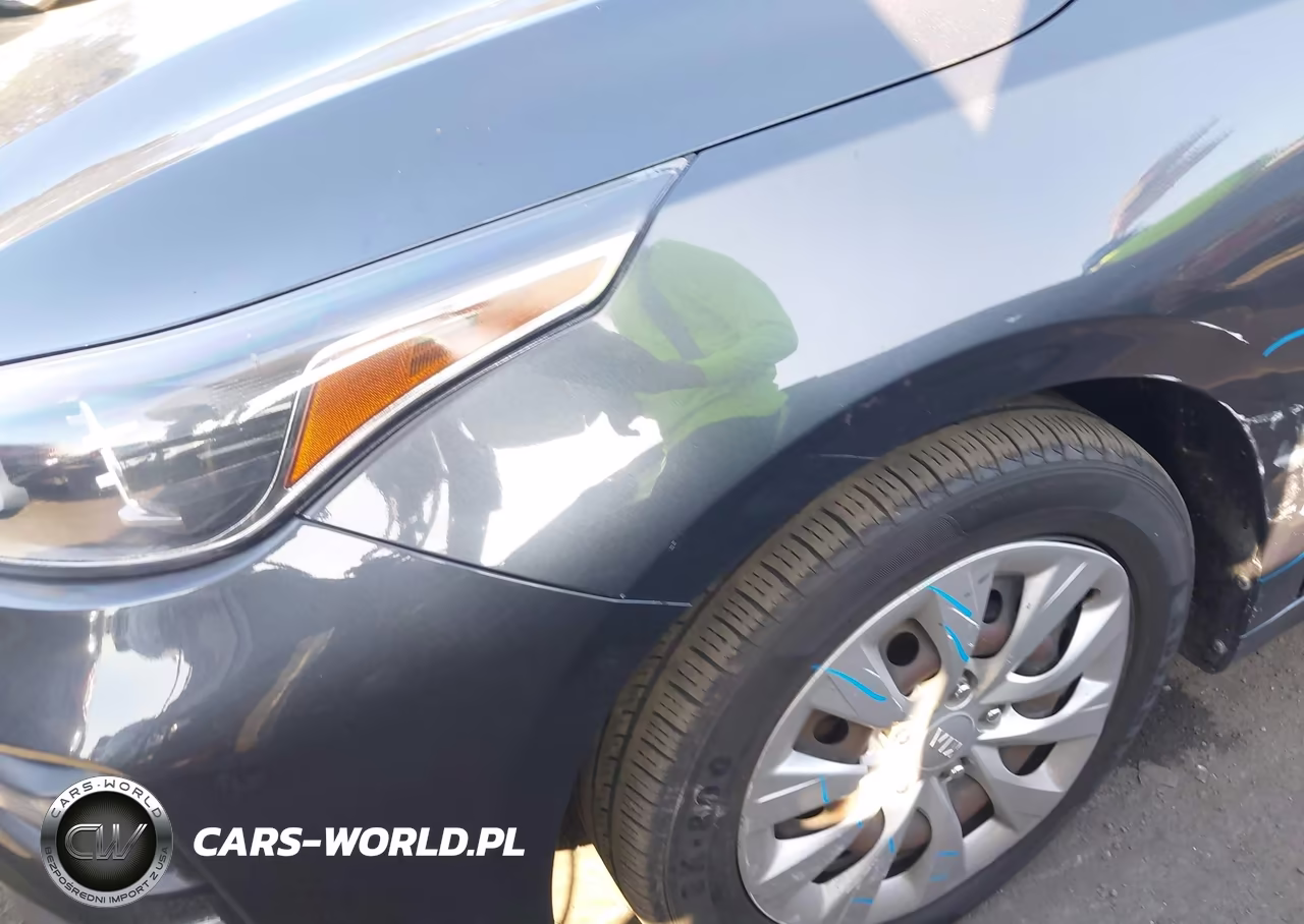 2019 Kia Forte Lxs VIN:3KPF24AD4KE138986 - 12