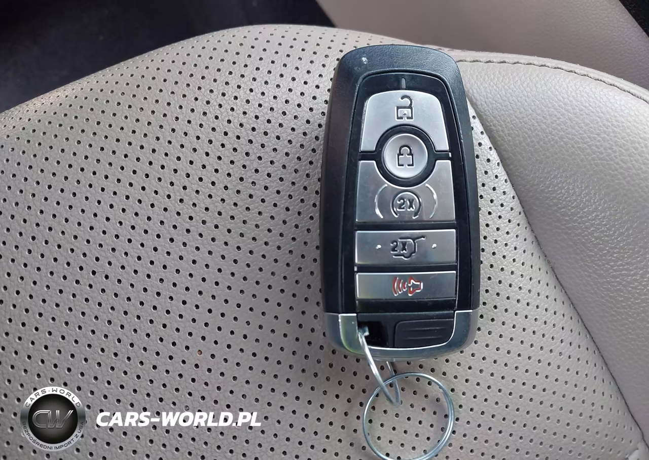 2020 Ford Escape Sel VIN:1FMCU0H66LUA55247 - 11