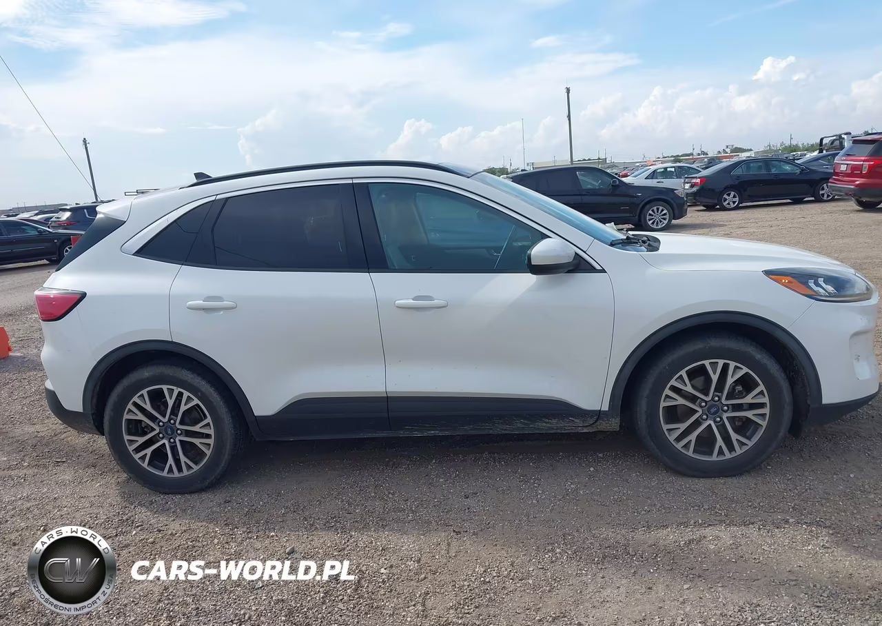 2020 Ford Escape Sel VIN:1FMCU0H66LUA55247 - 13