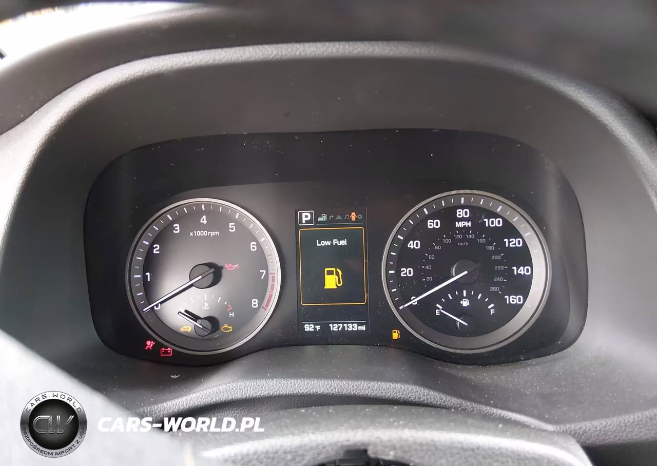 2016 Hyundai Tucson Limited VIN:KM8J3CA24GU174245 - 7