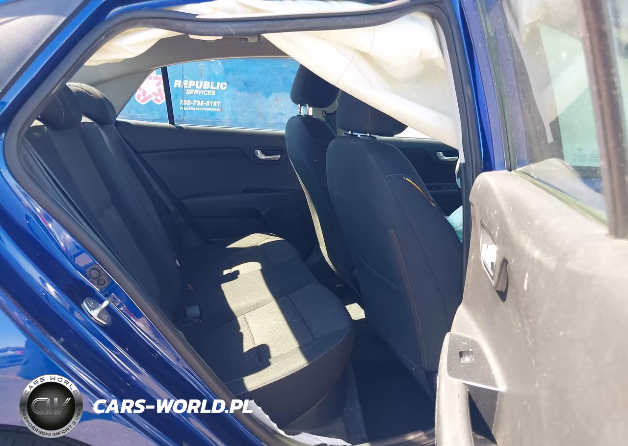 2018 Kia Rio S VIN:3KPA24AB2JE096163 - 8