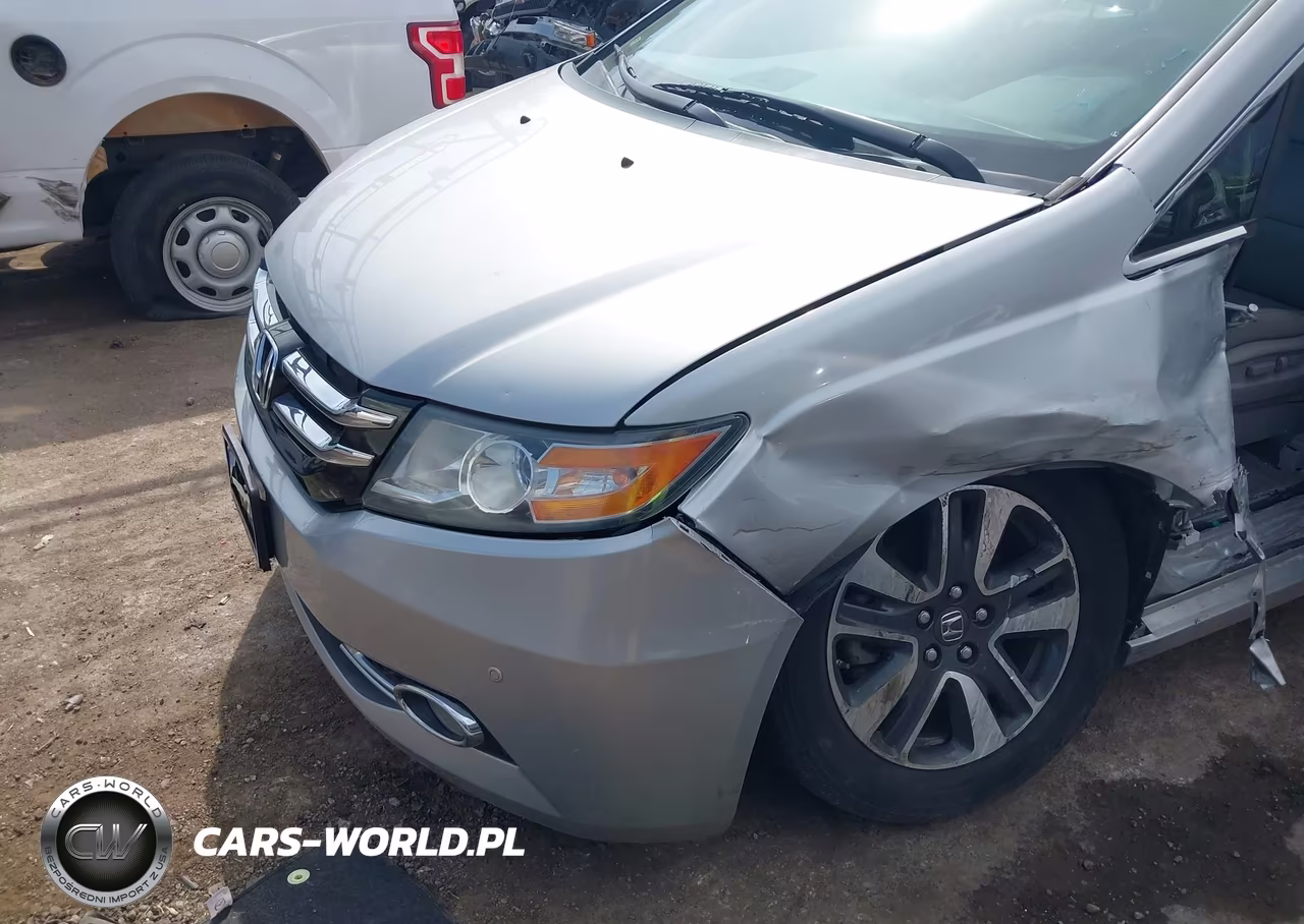 2014 Honda Odyssey Touring-Touring Elite VIN:5FNRL5H96EB126077 - 6
