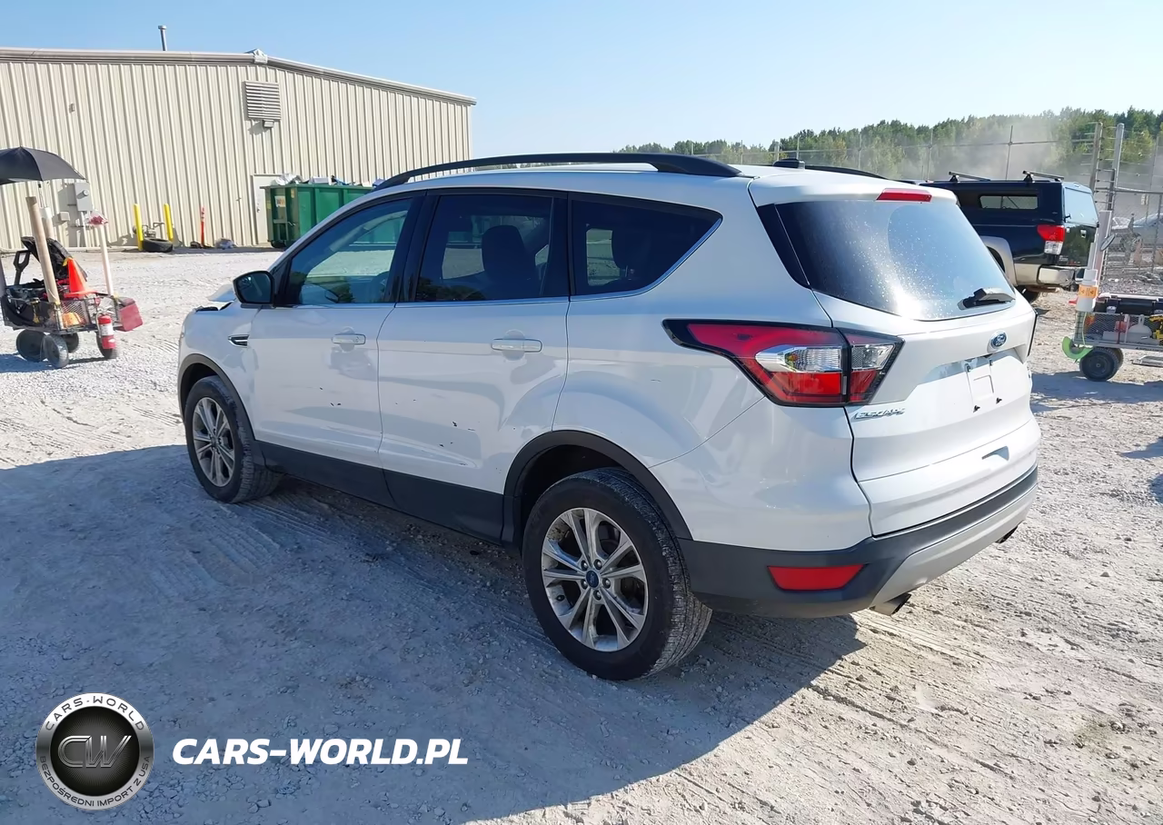 2018 Ford Escape Se VIN:1FMCU9GD8JUC77760 - 3