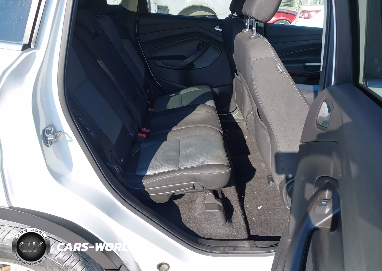 2018 Ford Escape Se VIN:1FMCU9GD8JUC77760 - 8