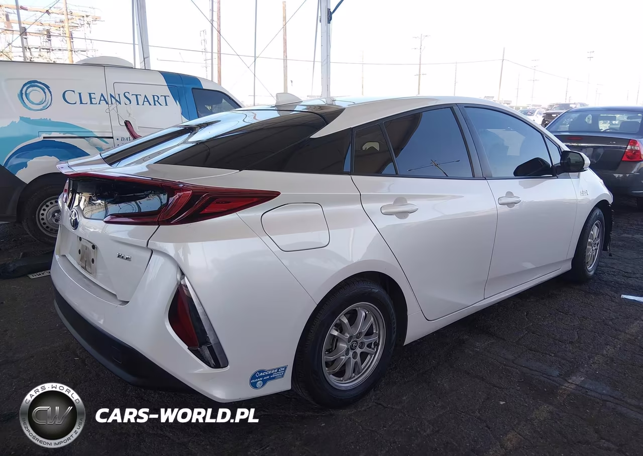 2021 Toyota Prius Prime Xle VIN:JTDKAMFP9M3193402 - 4