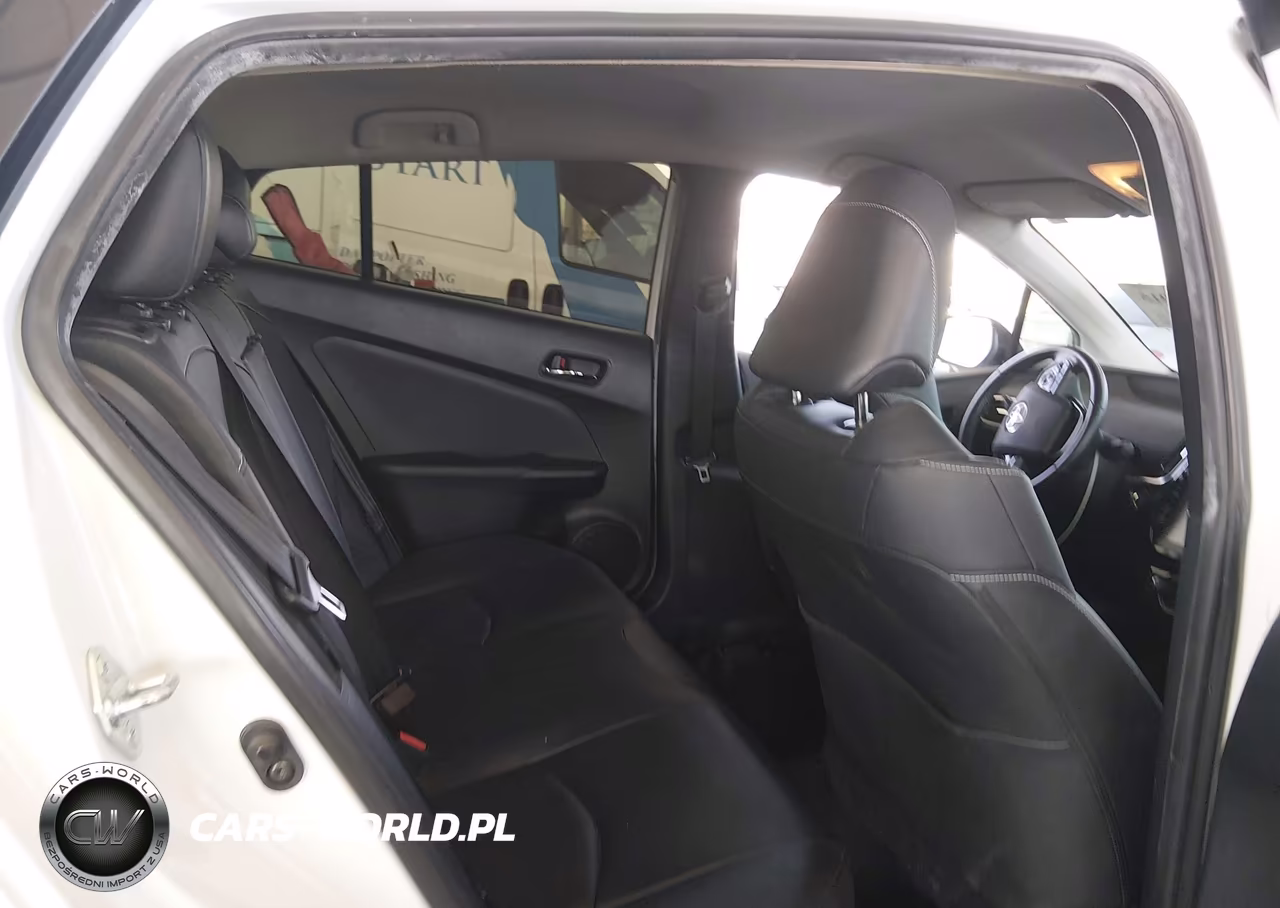 2021 Toyota Prius Prime Xle VIN:JTDKAMFP9M3193402 - 8