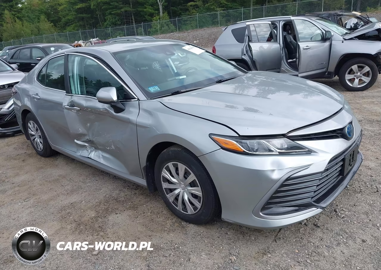 2023 Toyota Camry Le Hybrid