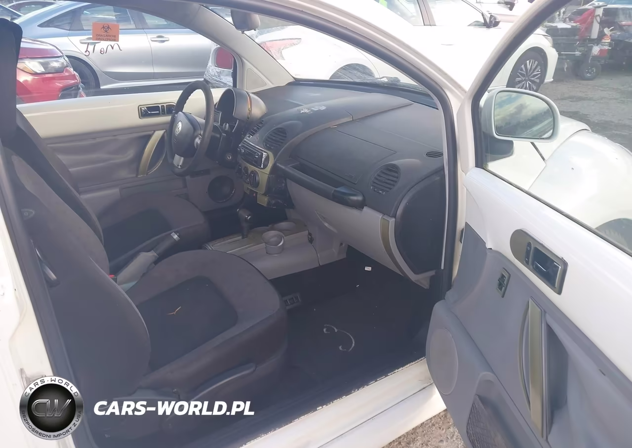 2000 Volkswagen New Beetle Gls VIN:3VWCC21C2YM461960 - 5