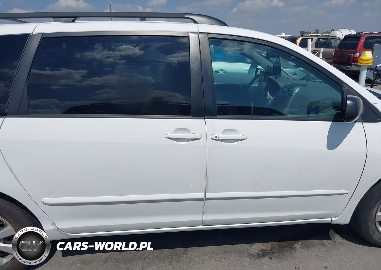 2009 Toyota Sienna Le VIN:5TDZK23C89S281493 - 14