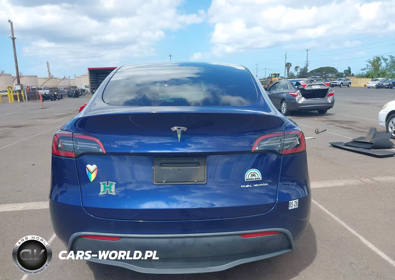 2023 Tesla Model Y Awd-Long Range Dual Motor All-Wheel Drive VIN:7SAYGAEE1PF751034 - 15