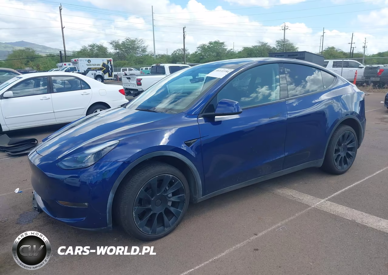 2023 Tesla Model Y Awd-Long Range Dual Motor All-Wheel Drive VIN:7SAYGAEE1PF751034 - 2