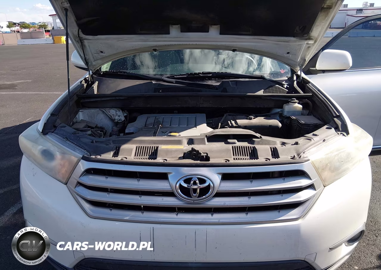 2011 Toyota Highlander Base V6 VIN:5TDZK3EH3BS048657 - 10