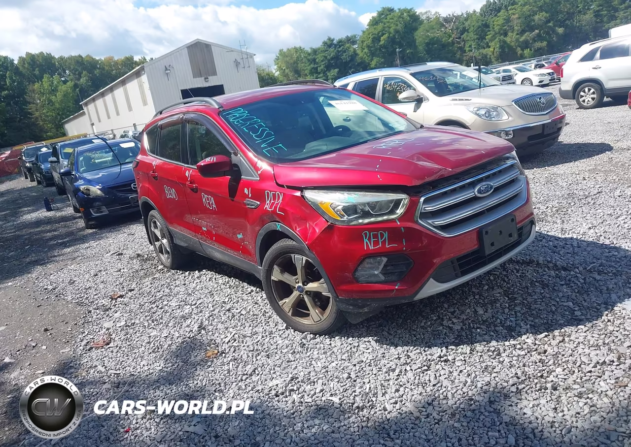 2017 Ford Escape Se VIN:1FMCU9G9XHUA87156 - 1
