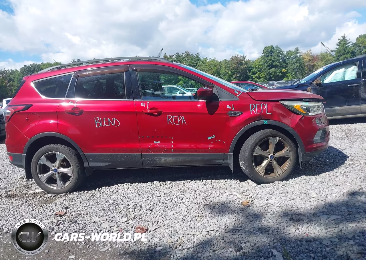 2017 Ford Escape Se VIN:1FMCU9G9XHUA87156 - 13