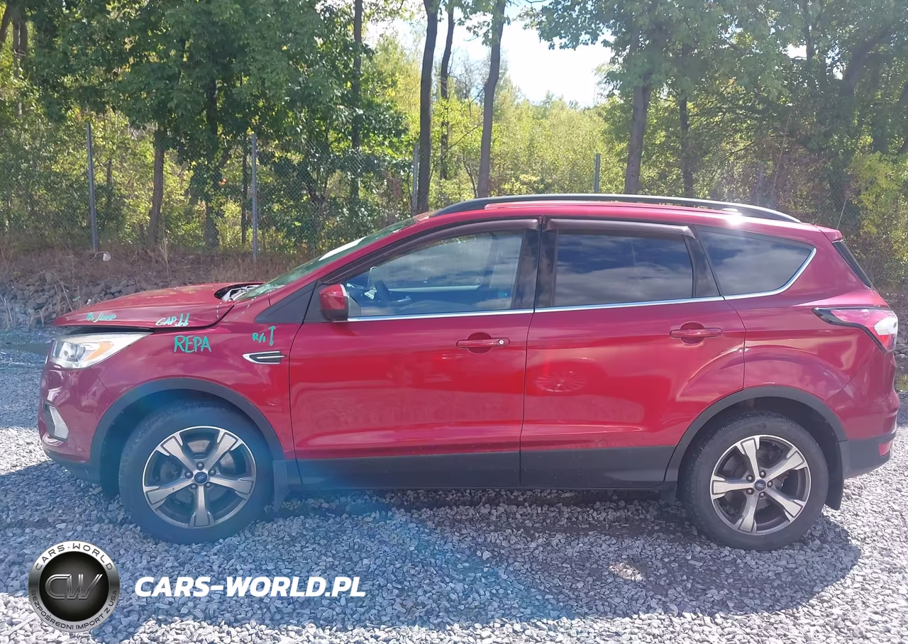 2017 Ford Escape Se VIN:1FMCU9G9XHUA87156 - 14
