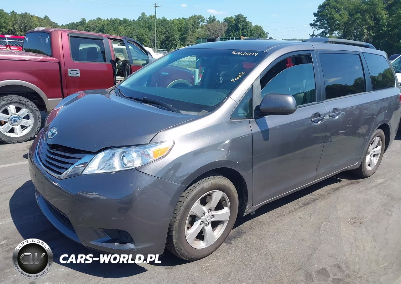 2017 Toyota Sienna Le 8 Passenger VIN:5TDKZ3DC5HS898902 - 2