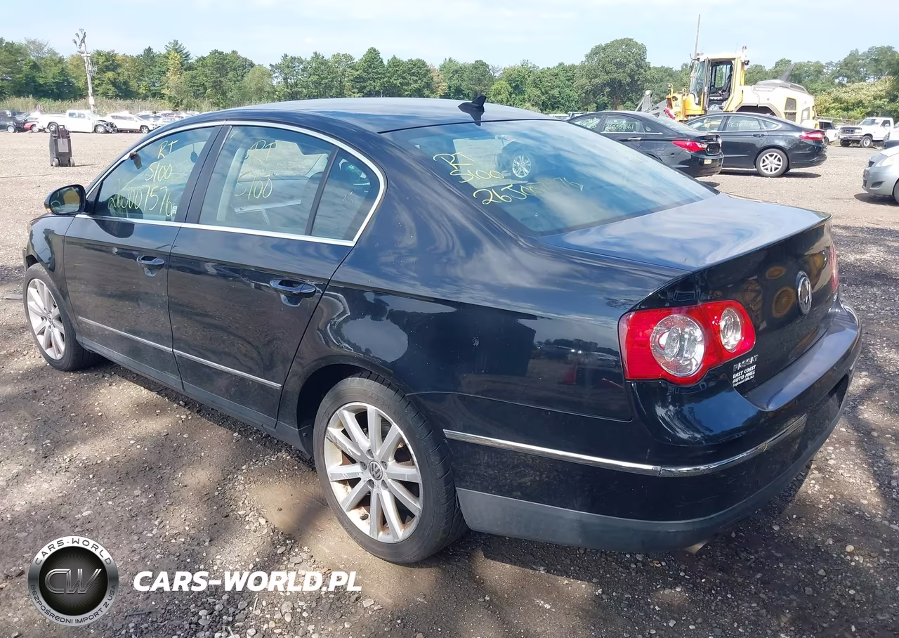 2010 Volkswagen Passat Komfort VIN:WVWJL7AN6AE061940 - 3
