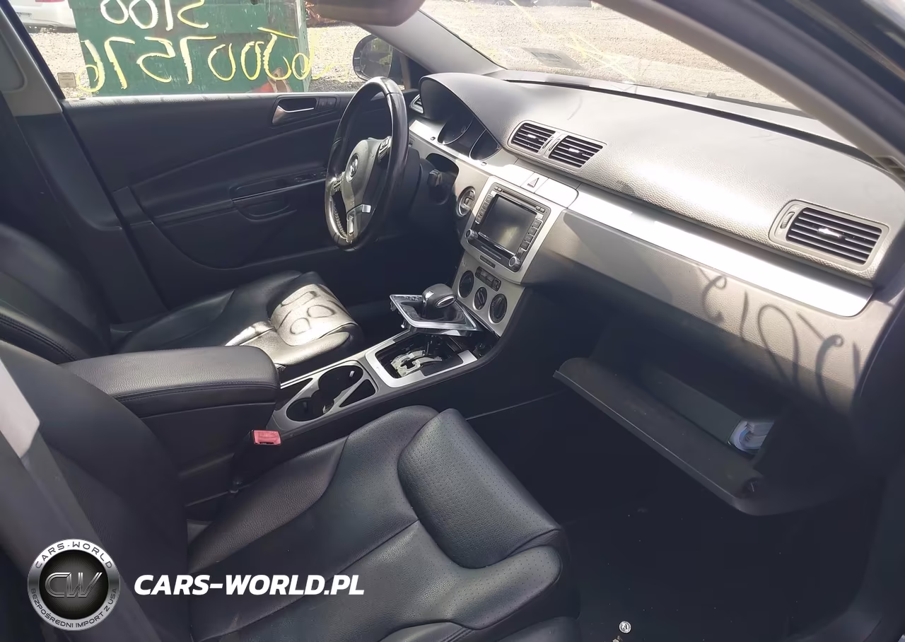 2010 Volkswagen Passat Komfort VIN:WVWJL7AN6AE061940 - 5