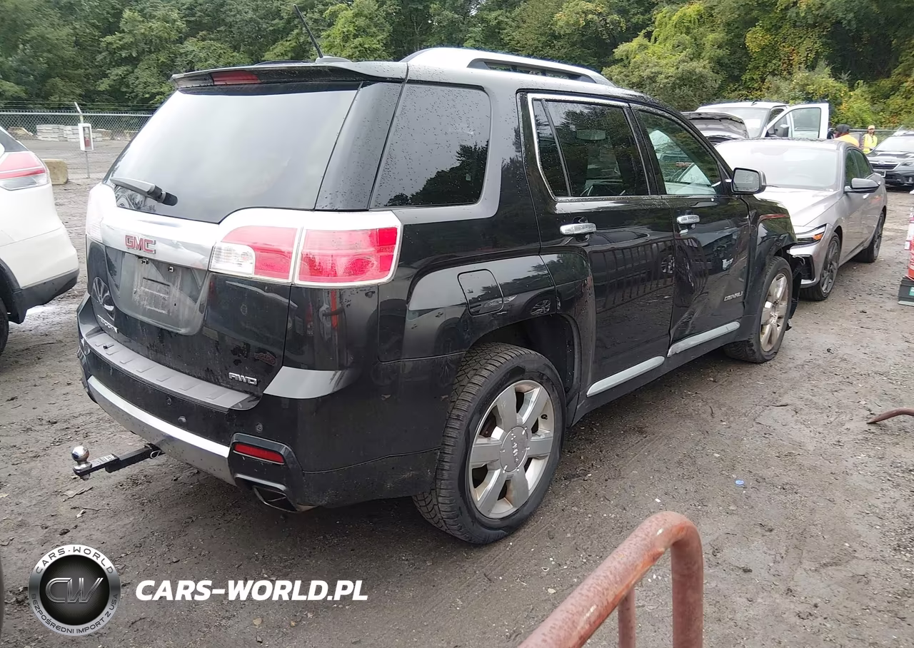 2015 GMC Terrain Denali VIN:2GKFLZE32F6375174 - 4