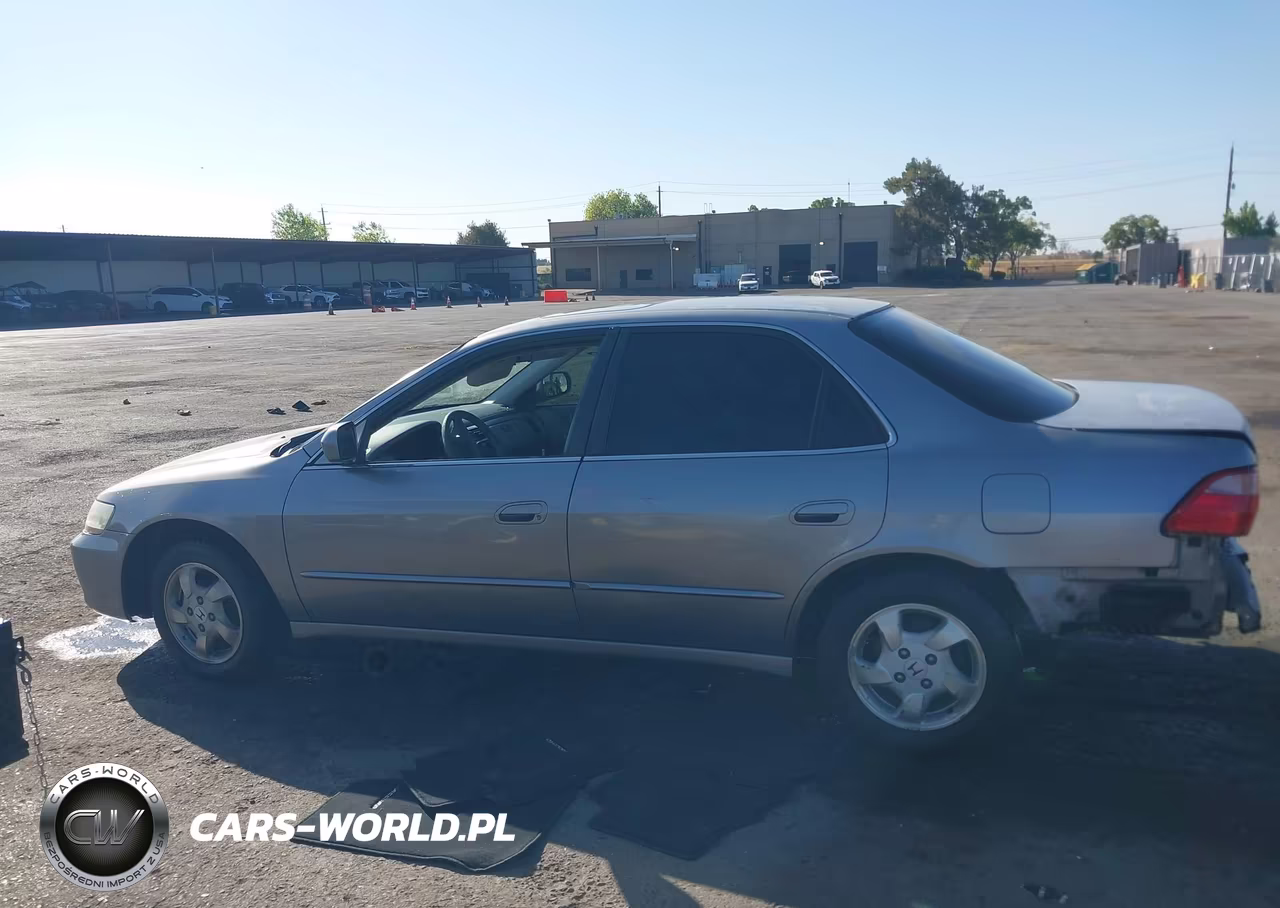 2000 Honda Accord 2.3 Ex VIN:1HGCG6678YA077352 - 14