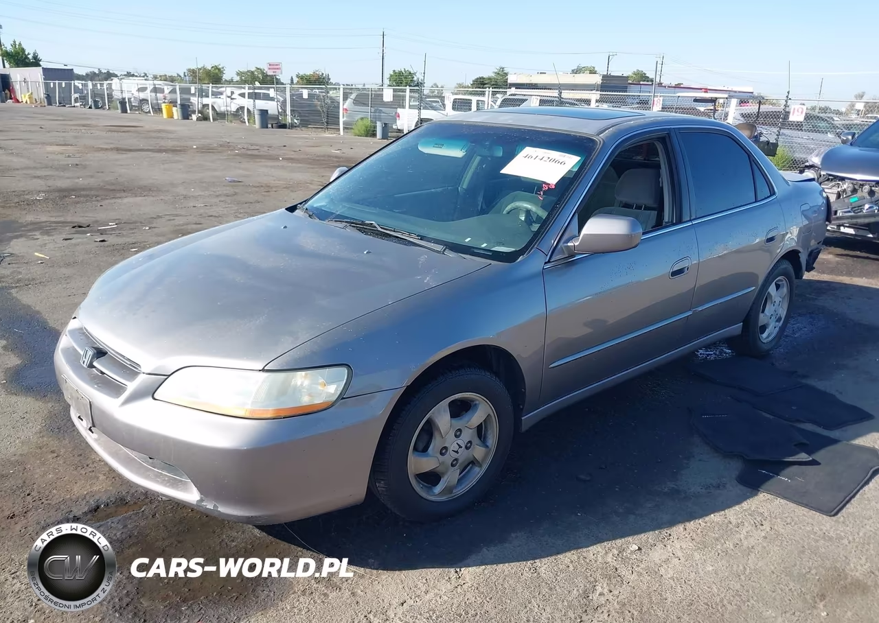 2000 Honda Accord 2.3 Ex VIN:1HGCG6678YA077352 - 2