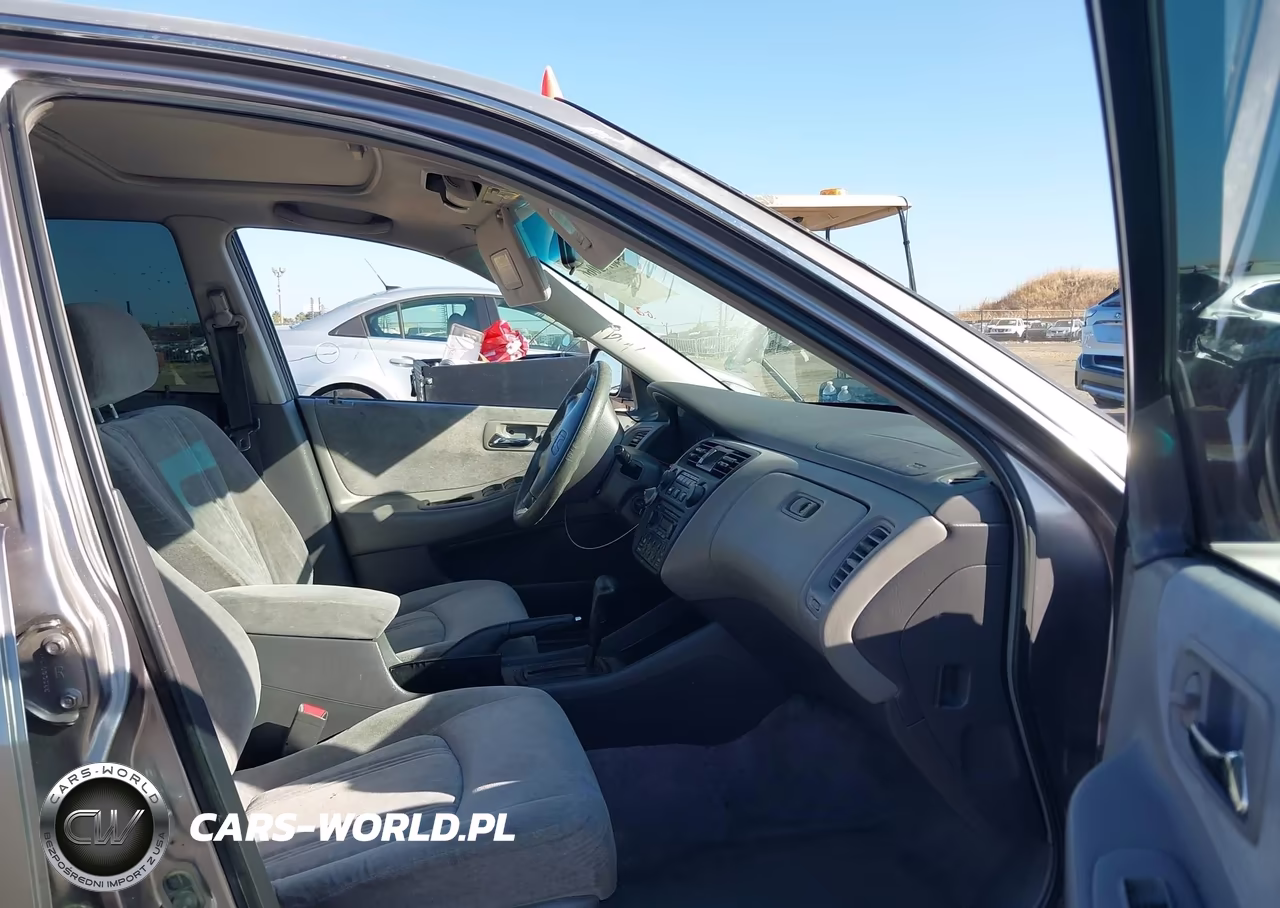 2000 Honda Accord 2.3 Ex VIN:1HGCG6678YA077352 - 5