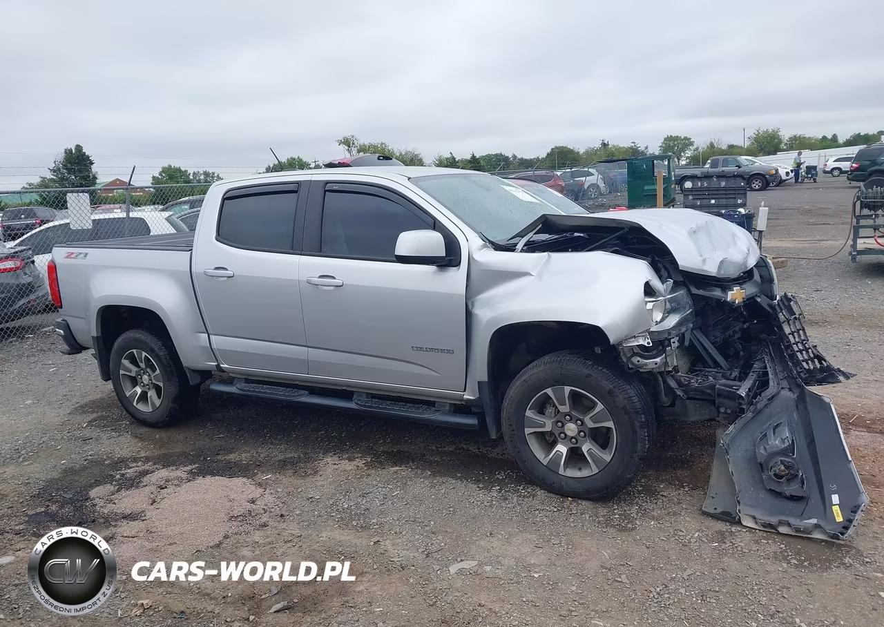2018 Chevrolet Colorado Z71 VIN:1GCGTDEN9J1107741 - 13
