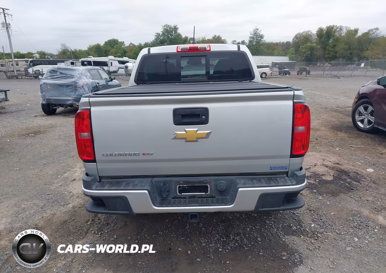 2018 Chevrolet Colorado Z71 VIN:1GCGTDEN9J1107741 - 16
