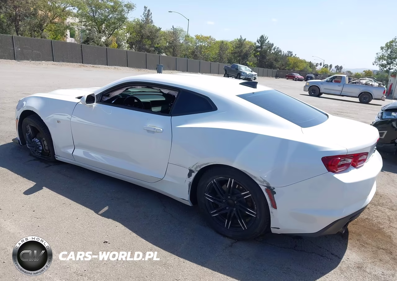 2019 Chevrolet Camaro 1Lt VIN:1G1FB1RS0K0156761 - 3